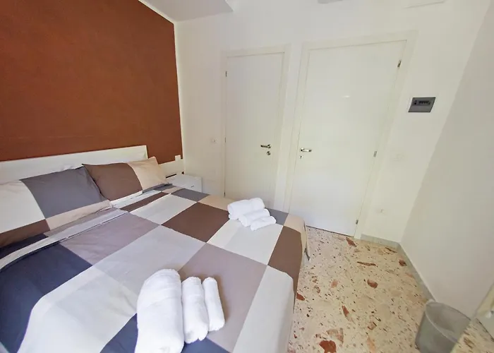فندق مبيت وإفطار A Casa Di Marco Centro 3*