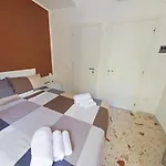 Alojamento de Acomodação e Pequeno-almoço A Casa Di Marco Centro 4*
