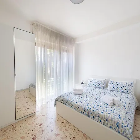 A Casa Di Marco Centro 4* Salerno