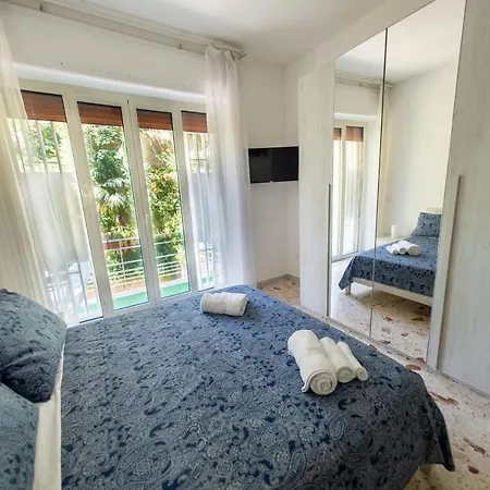 A Casa Di Marco Centro 3* Salerno